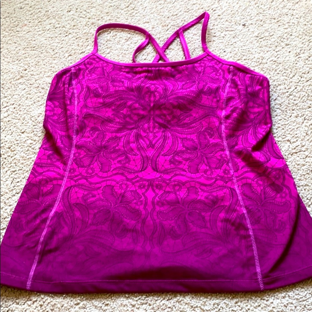 Athletic tank top